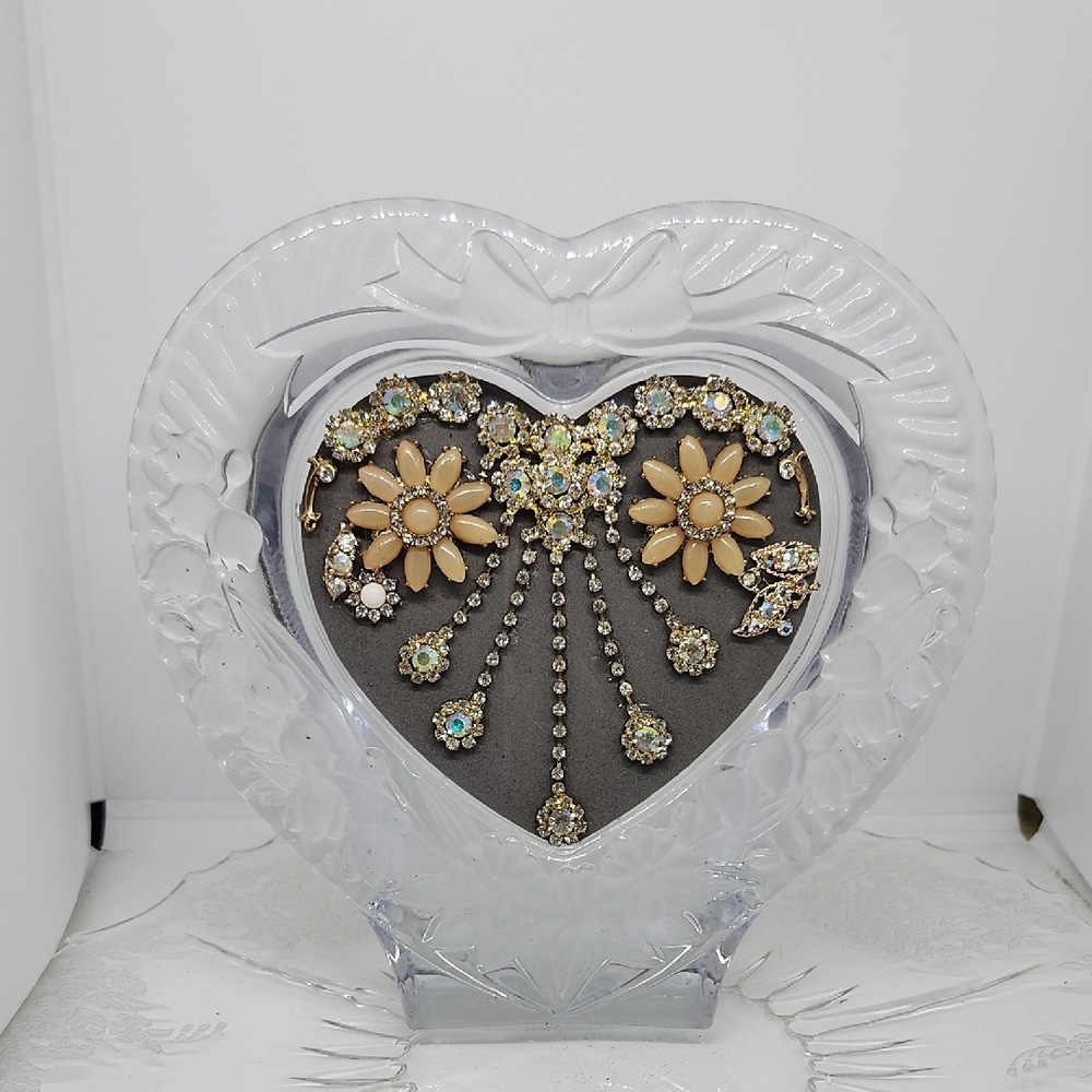 Floral Crystal Heart Jewerly Art